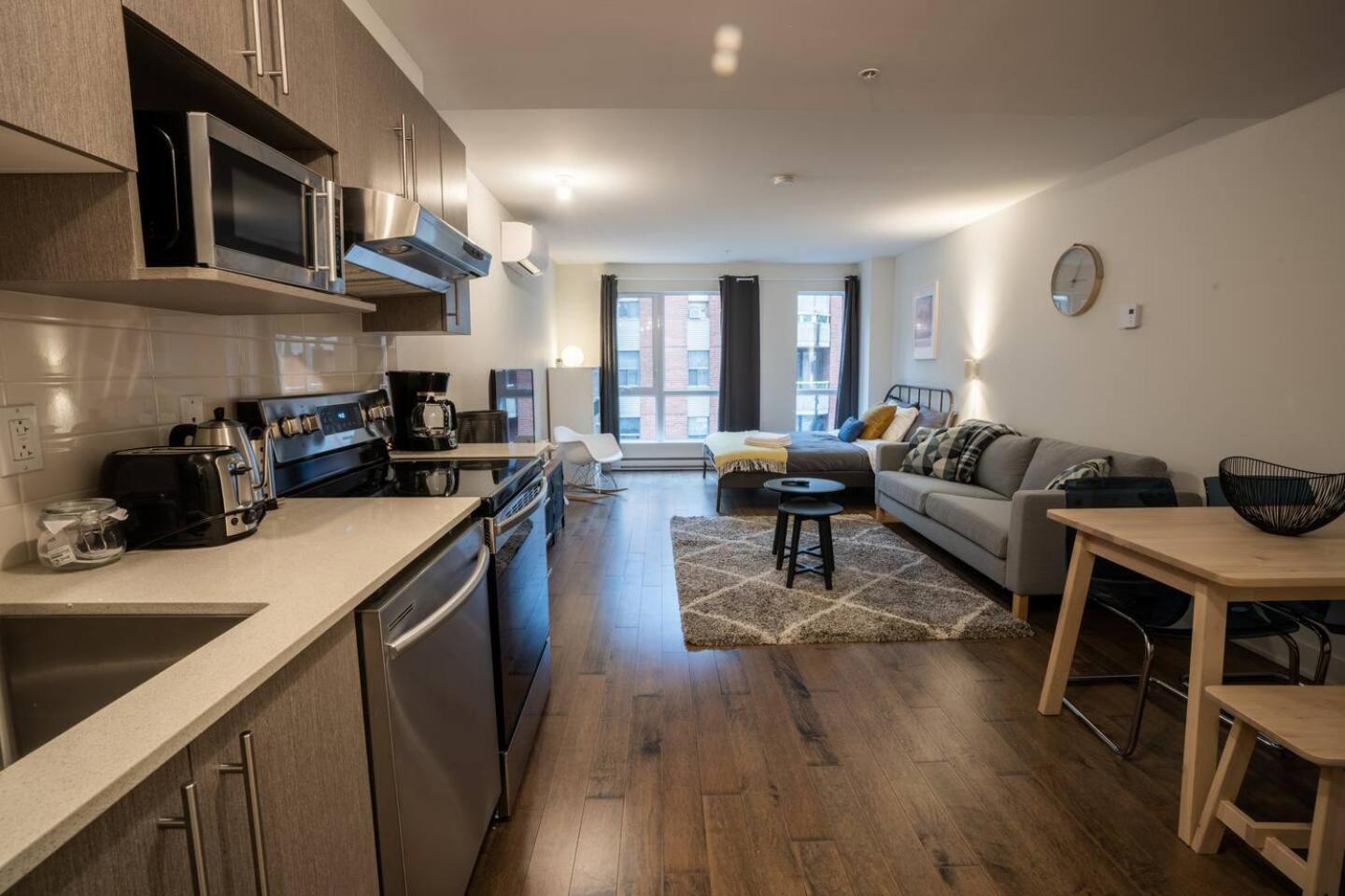 Rozenhaus Montreal Hotel Zewnętrze zdjęcie