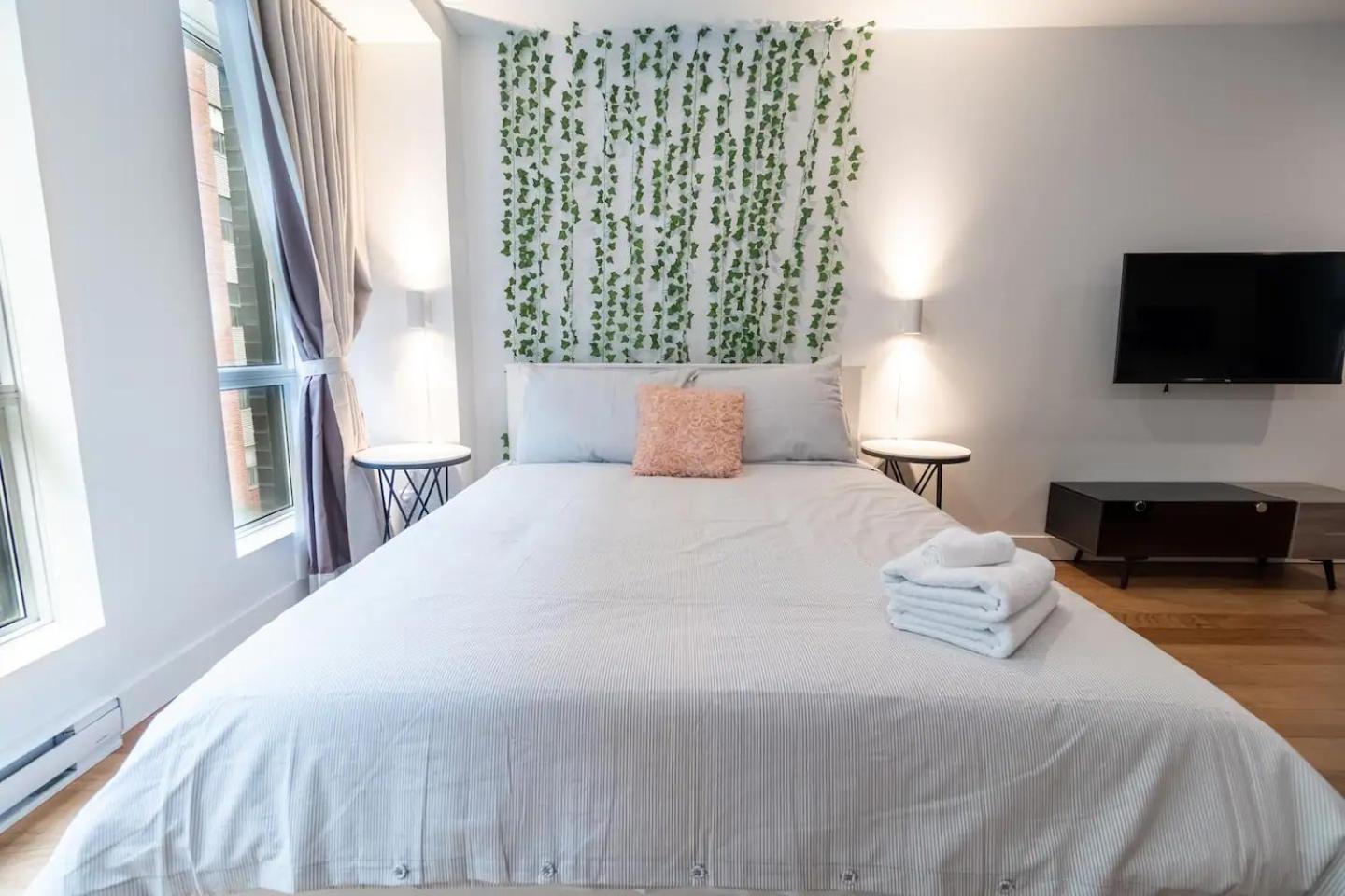 Rozenhaus Montreal Hotel Zewnętrze zdjęcie
