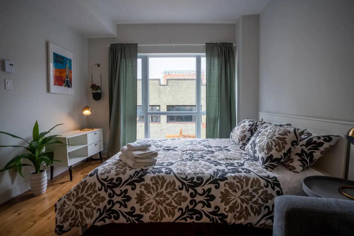 Rozenhaus Montreal Hotel Zewnętrze zdjęcie