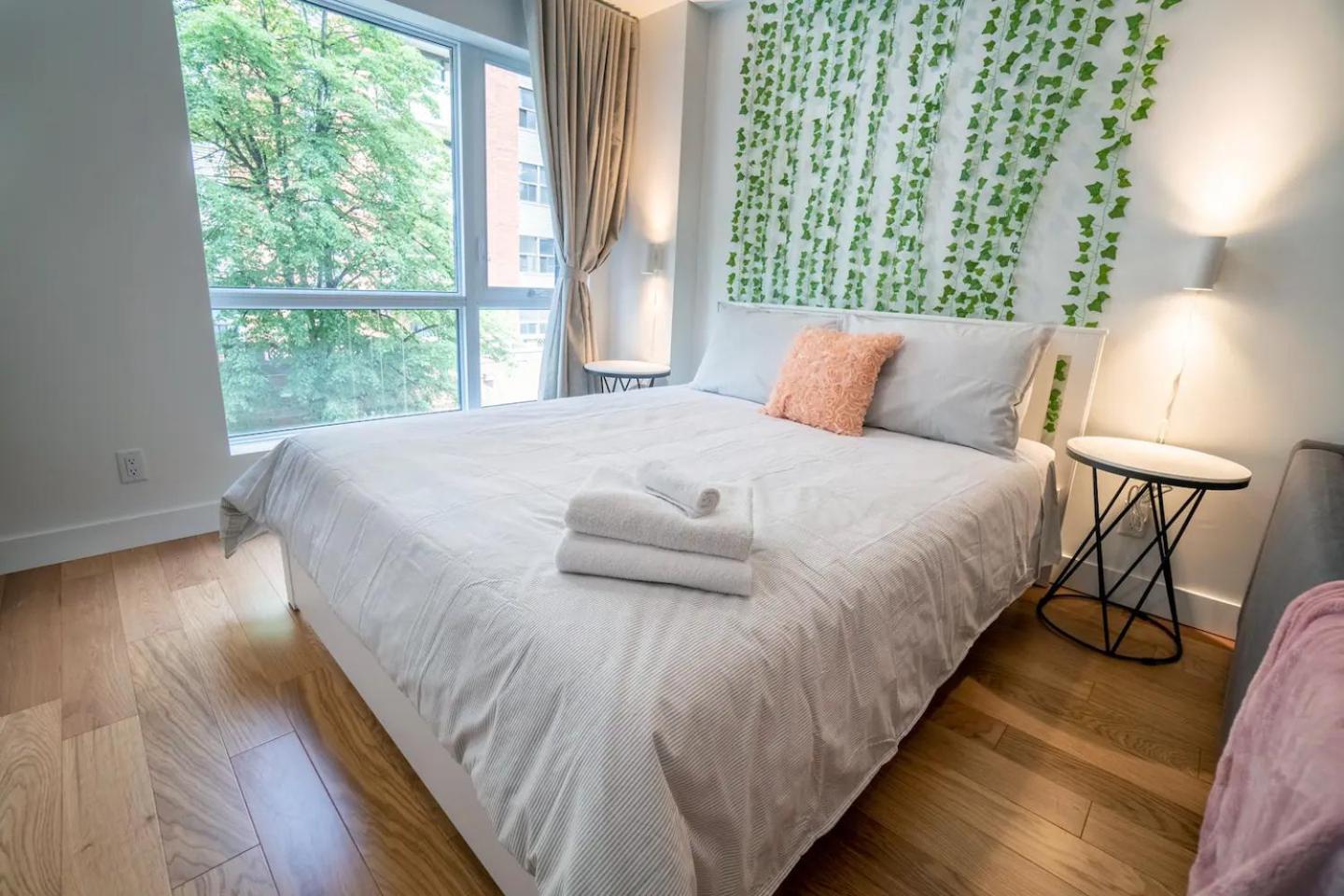 Rozenhaus Montreal Hotel Zewnętrze zdjęcie